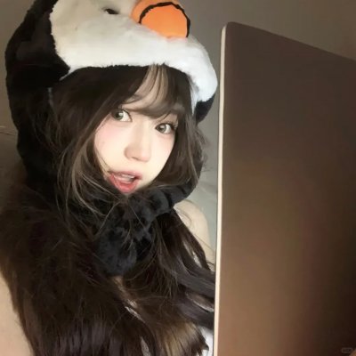 窗户边有人